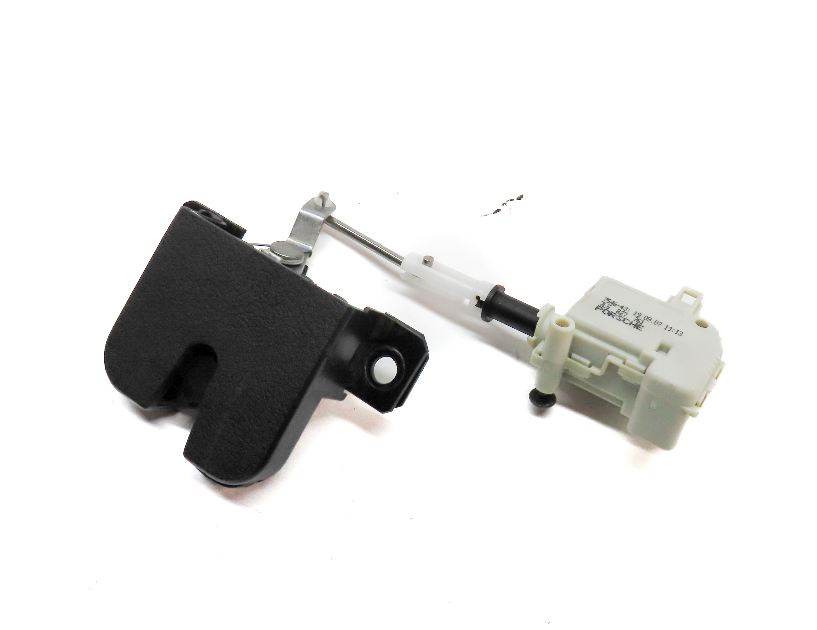 2008 PORSCHE CAYENNE (955) REAR TAILGATE HATCH LID LOCK LATCH ACTUATOR — exact item pictured